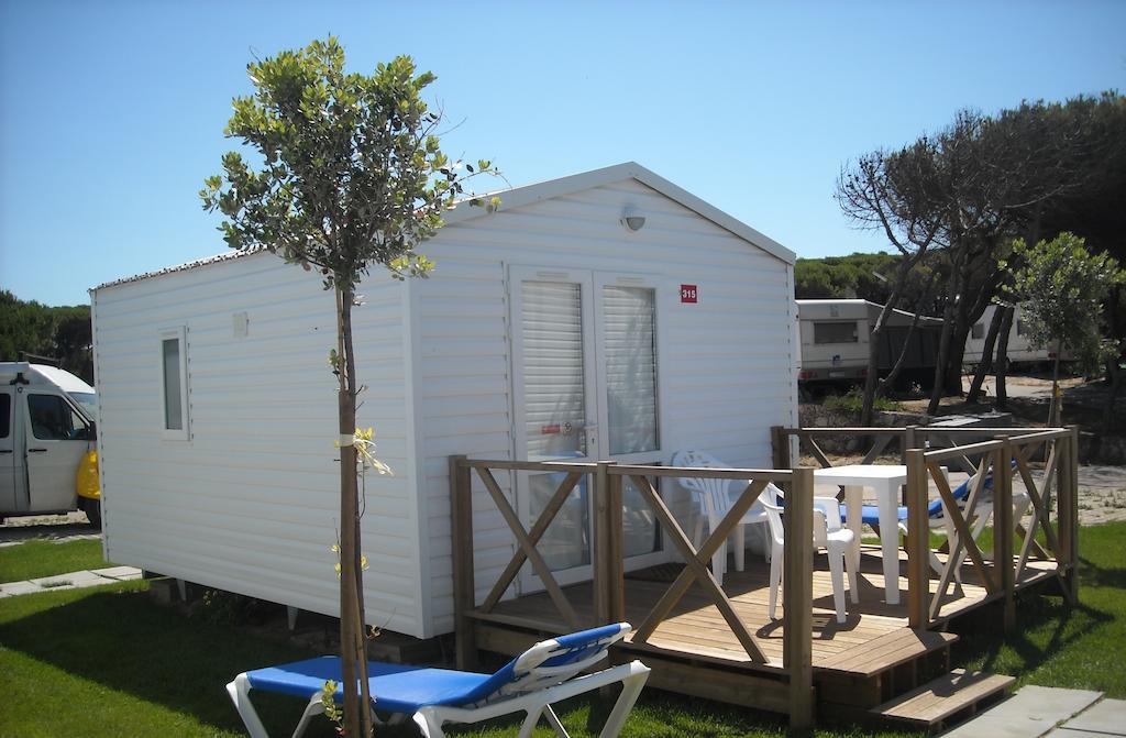 Parque De Campismo Orbitur Guincho Hotel Cascais Room photo