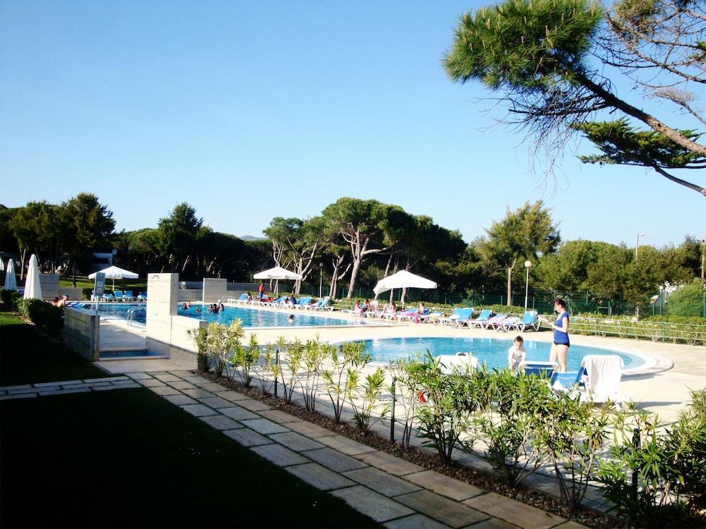 Parque De Campismo Orbitur Guincho Hotel Cascais Exterior photo